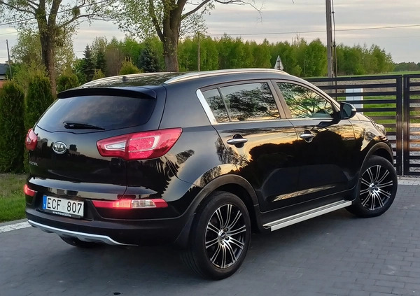 Kia Sportage cena 39999 przebieg: 235000, rok produkcji 2011 z Tczew małe 326